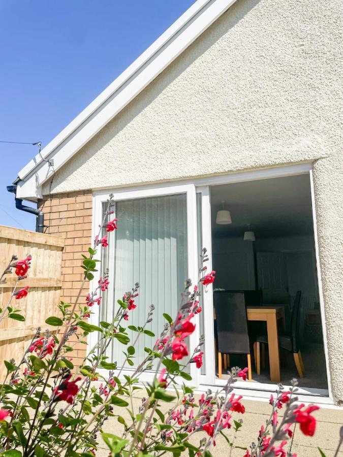 Lovely Bungalow Close To Beach Villa Prestatyn Eksteriør bilde